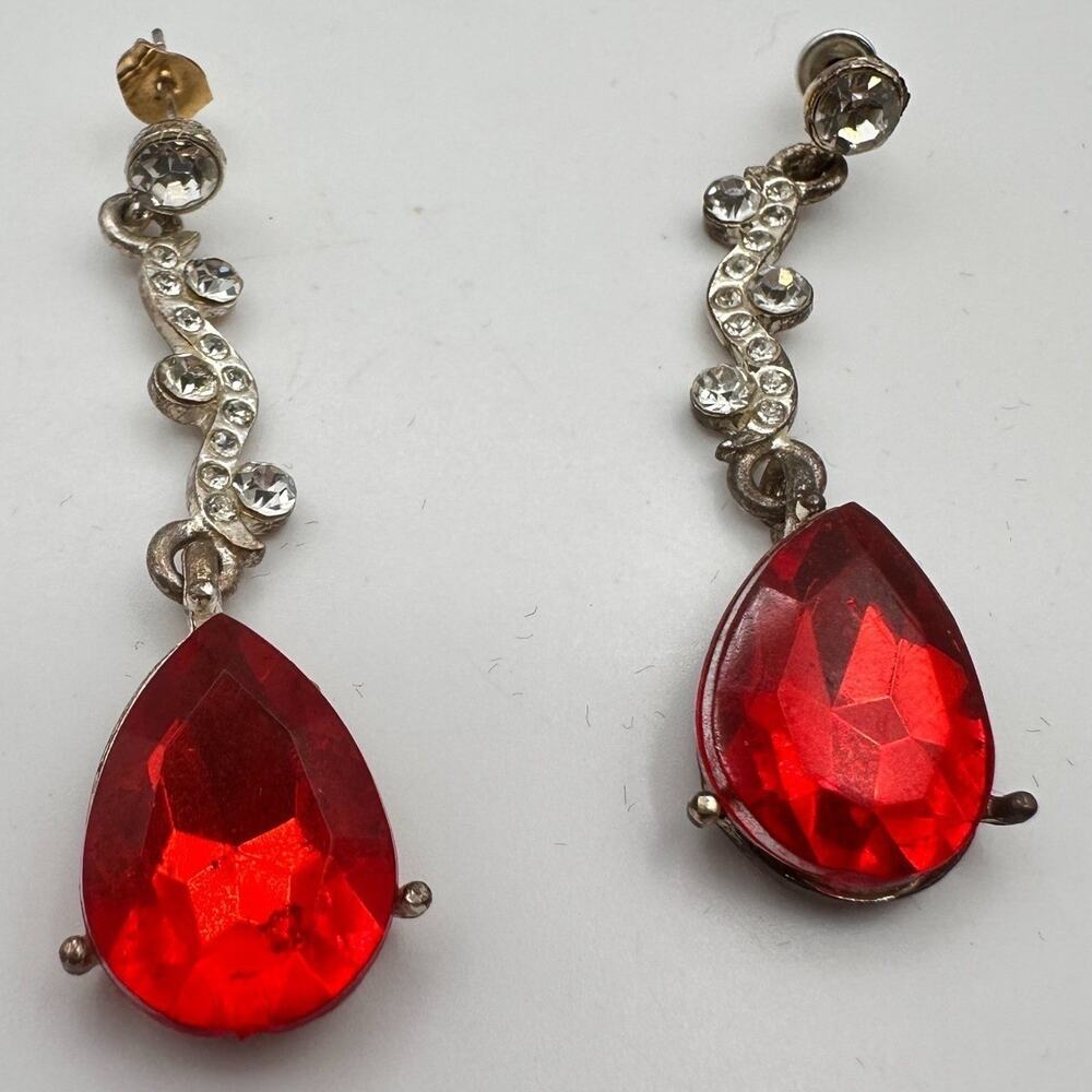 Vintage 90s Silver Tone Red Glass Teardrop Dangle Earrings Boho Fashion Jewelry